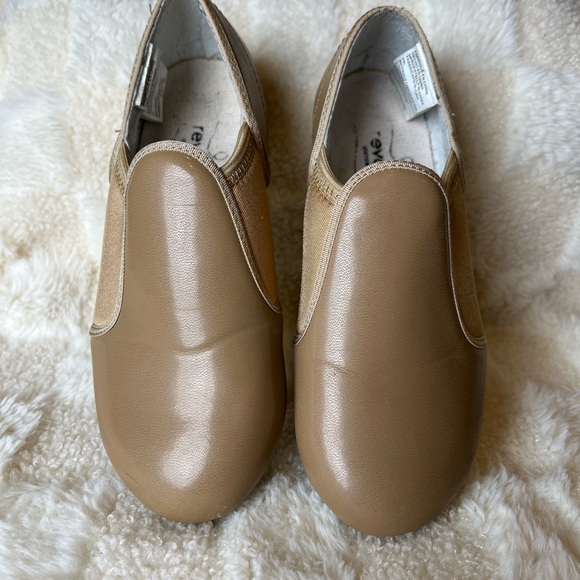 Revolution slip-on tap shoes - Picture 4 of 10